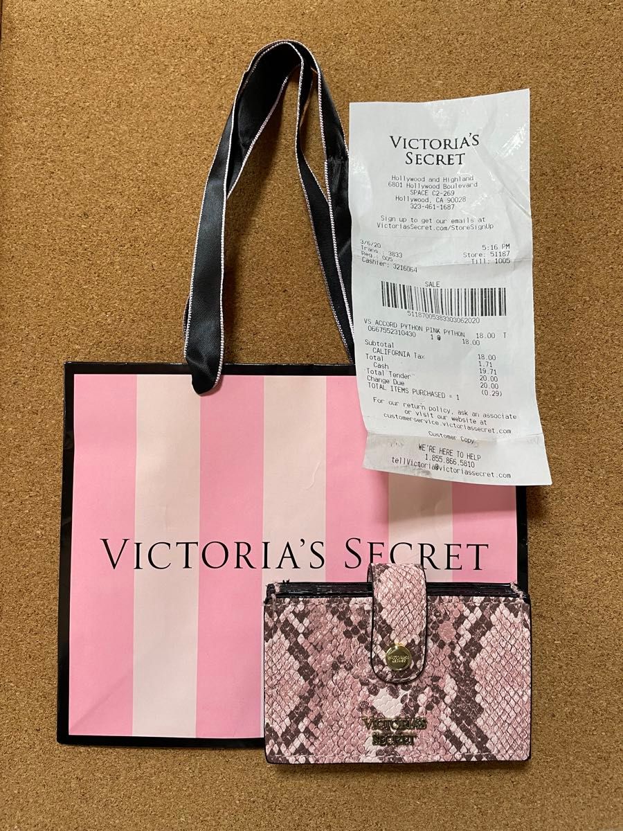 ヴィクトリアシークレット　Victoria's Secret カードケース　名刺入れ　ピンク　豹柄　ブランド　蛇腹カードケース