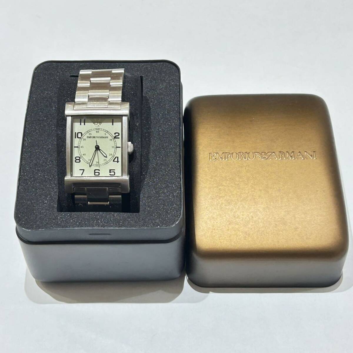 電池交換済 EMPORIO ARMANI 腕時計 AR-0216 スクエアの画像1