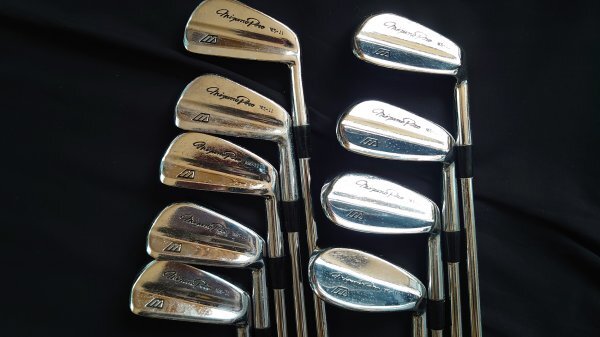 【IR0228】ゴルフ中古 名器!! ミズノ MIZUNO PRO MS-11 アイアン 9本セット 3〜PW・P/S Dynamic Gold 硬R400 ※使用感がございます。_画像1