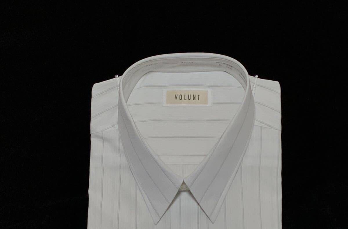 (未使用) VOLUNT // 形態安定 長袖 ストライプ柄 シャツ・ワイシャツ (白) サイズ 42-78_画像3