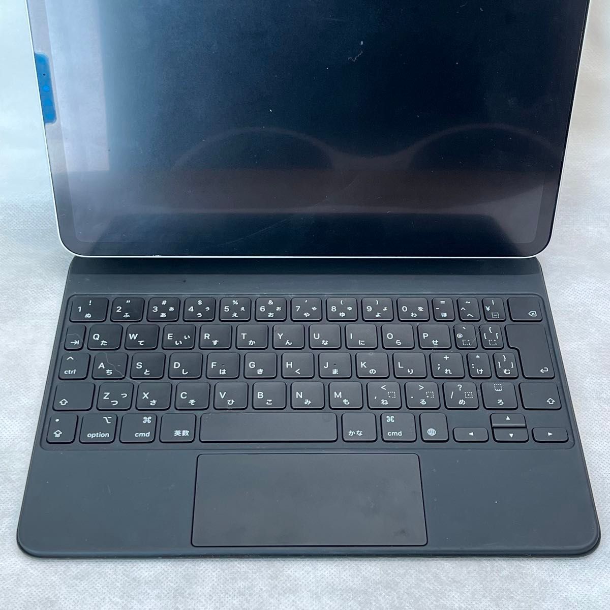 iPad Pro 11インチ 128GB 2020 Wi-Fi シルバー + 純正キーボード(Magic Keyboard)