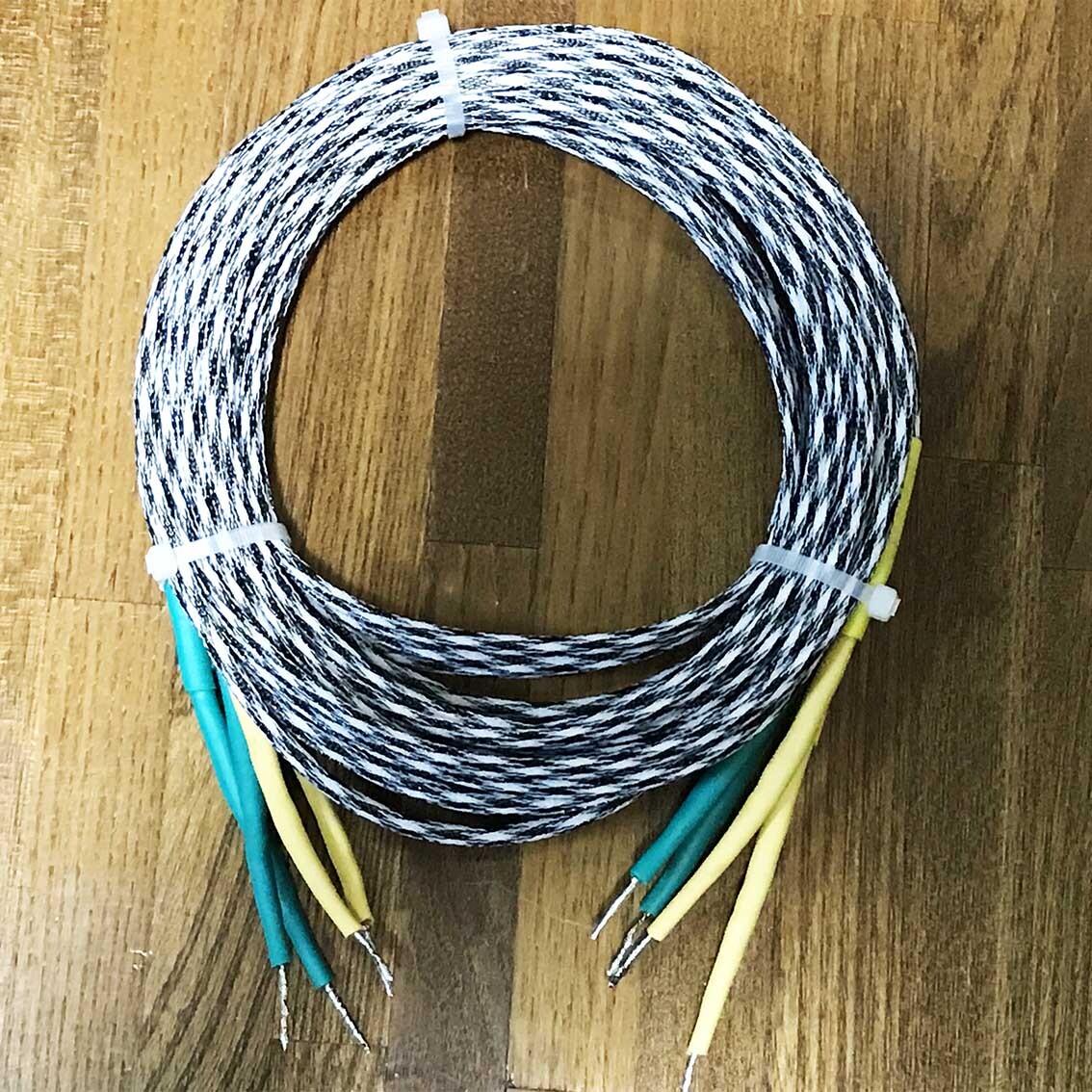 6732円 ◇未使用◇単結晶 OCC銀線 HIFI スピーカーケーブル 5m 6732円 ◇未使用◇単結晶 OCC銀線 HIFI スピーカーケーブル 5m