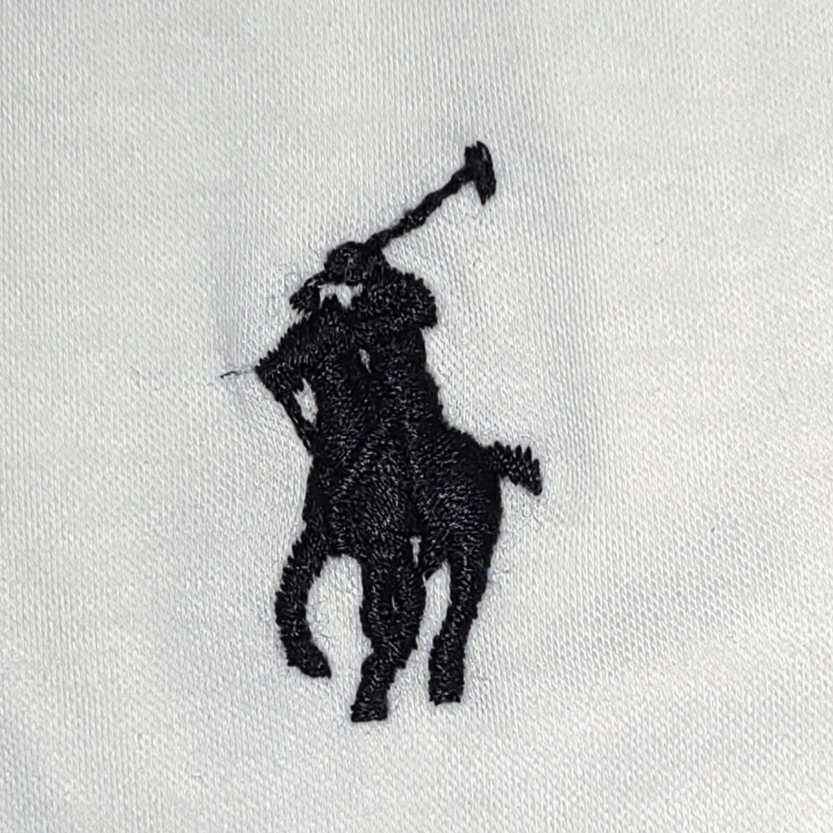 2403029 POLO RALPH LAUREN ポロラルフローレン ロゴ刺繍 ワンポイント 黒ポニー 長袖 KNIT DRESS SHIRT 白 肌触り滑らか S RN41381CA56658_画像4