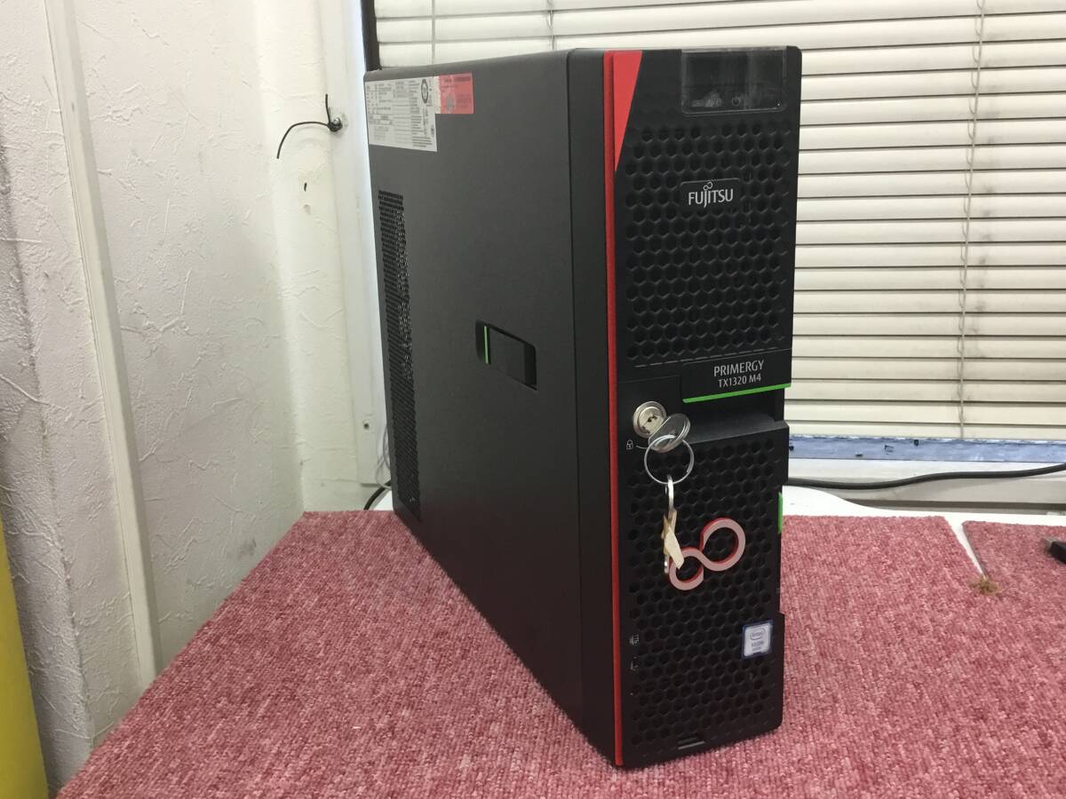 2022/08工場出荷品★PRIMERGY TX1320 M4★Xeon E-2124+M8GB★2.5in SATA HDD 1TB×3付き・データ消去済 COAラベルあり の画像1