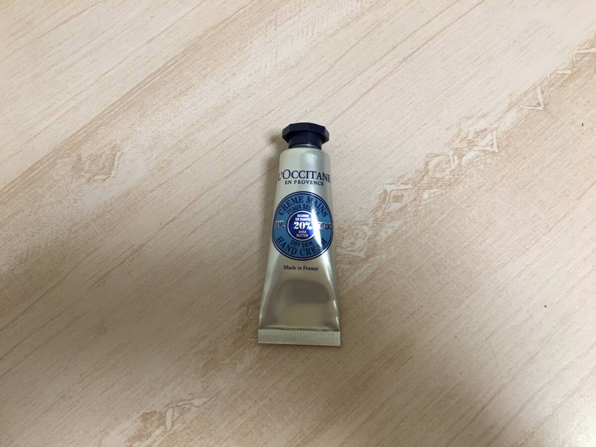 新品★ロクシタン ハンドクリーム シア 10mL_画像1