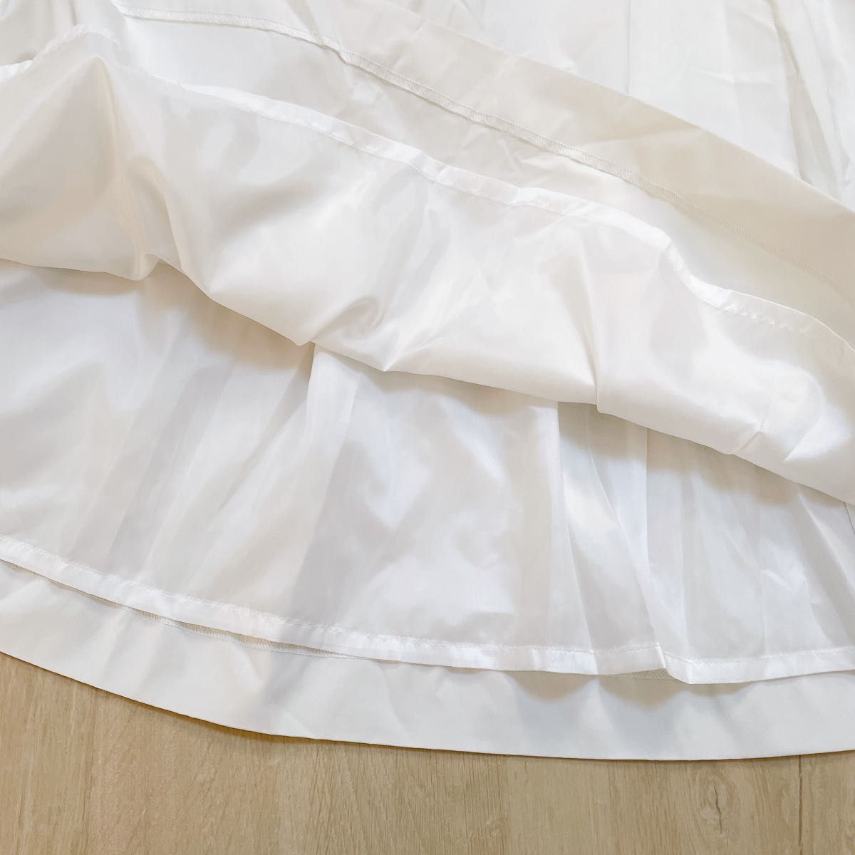 【新品】ユニクロ　ドライストレッチ　タック　スカート　XL ホワイト 白　タグ付き　未使用　UNIQLO