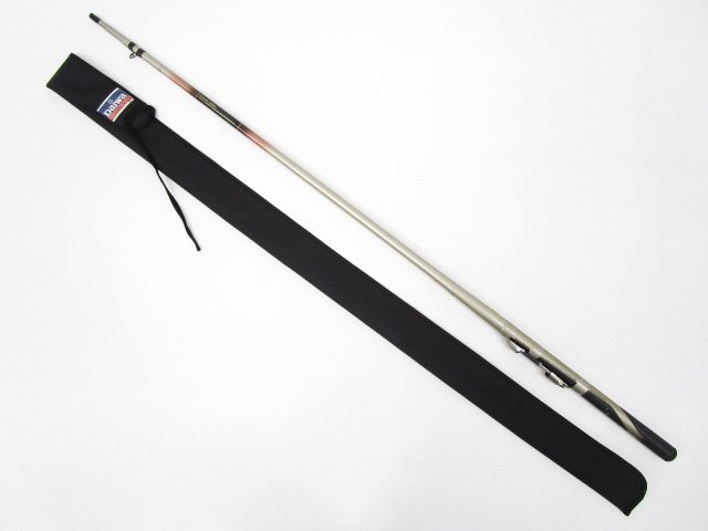 [即日発送]★美品★ DAIWA 飛竜 落し込み 1-27/36U カーボウイスカーパワーメッシュ マルチレングス 防波堤竿 チヌ クロダイ 釣り具 331_画像2