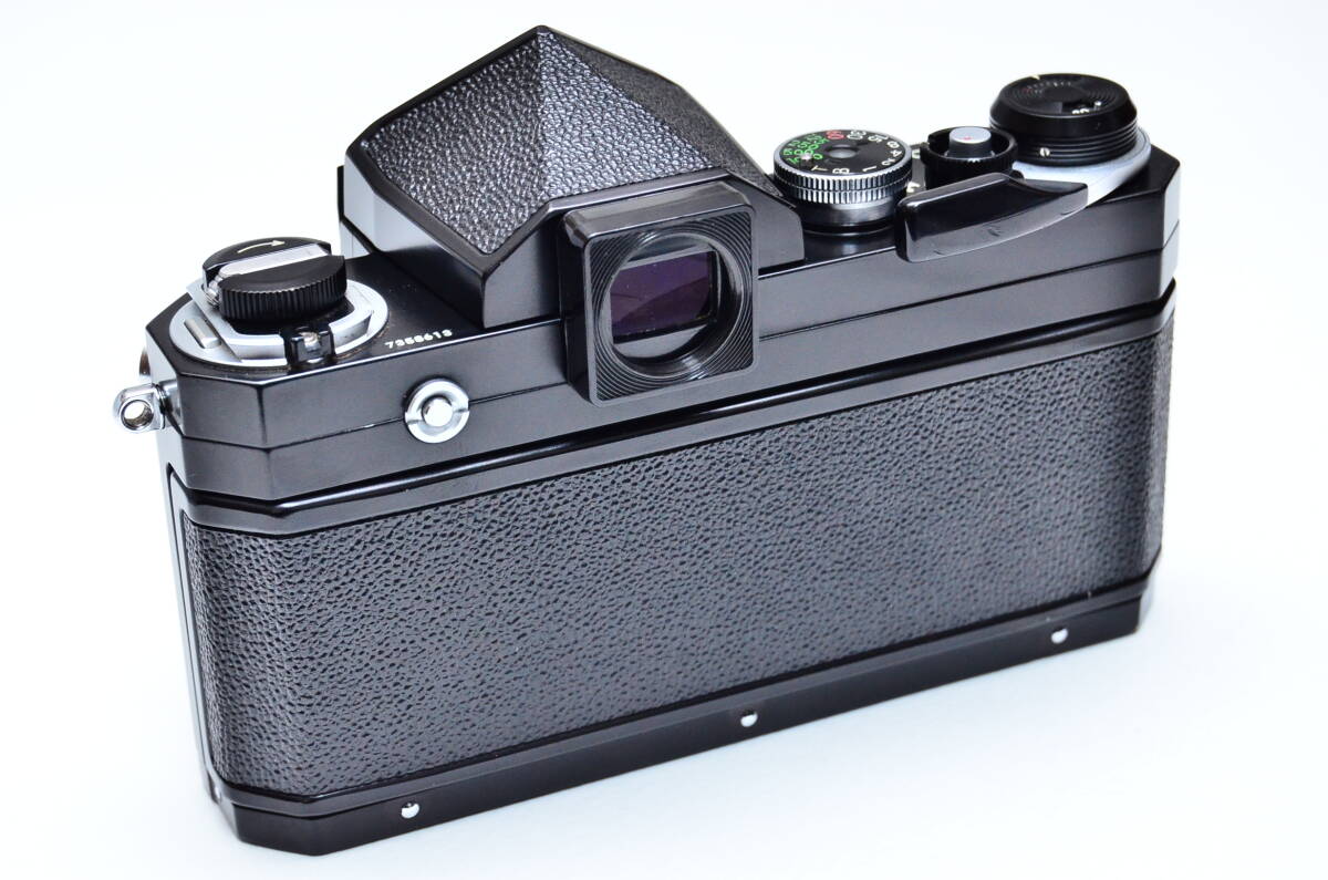 Nikon Fアイレベル Black Body 後期型 #735 - ニコン|一眼レフ Nikon Fアイレベル Black Body 後期型 #735 - ニコン|一眼レフ