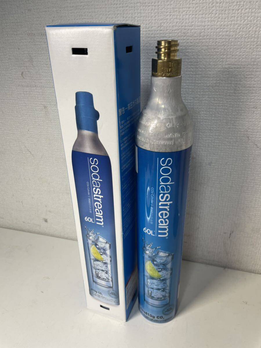 sodastream ソーダストリーム GENESIS ジェネシス DELUXE ボトルなし　炭酸ガスシリンダー2本付き １本新品 箱あり_画像5