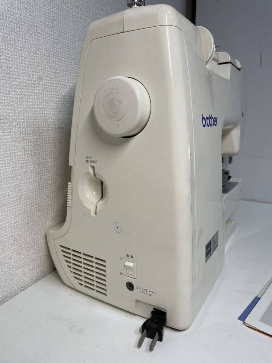 brother ブラザー コンピューターミシン EM9890シリーズ ホワイト 通電確認済み 裁縫 ハンドクラフト の画像7