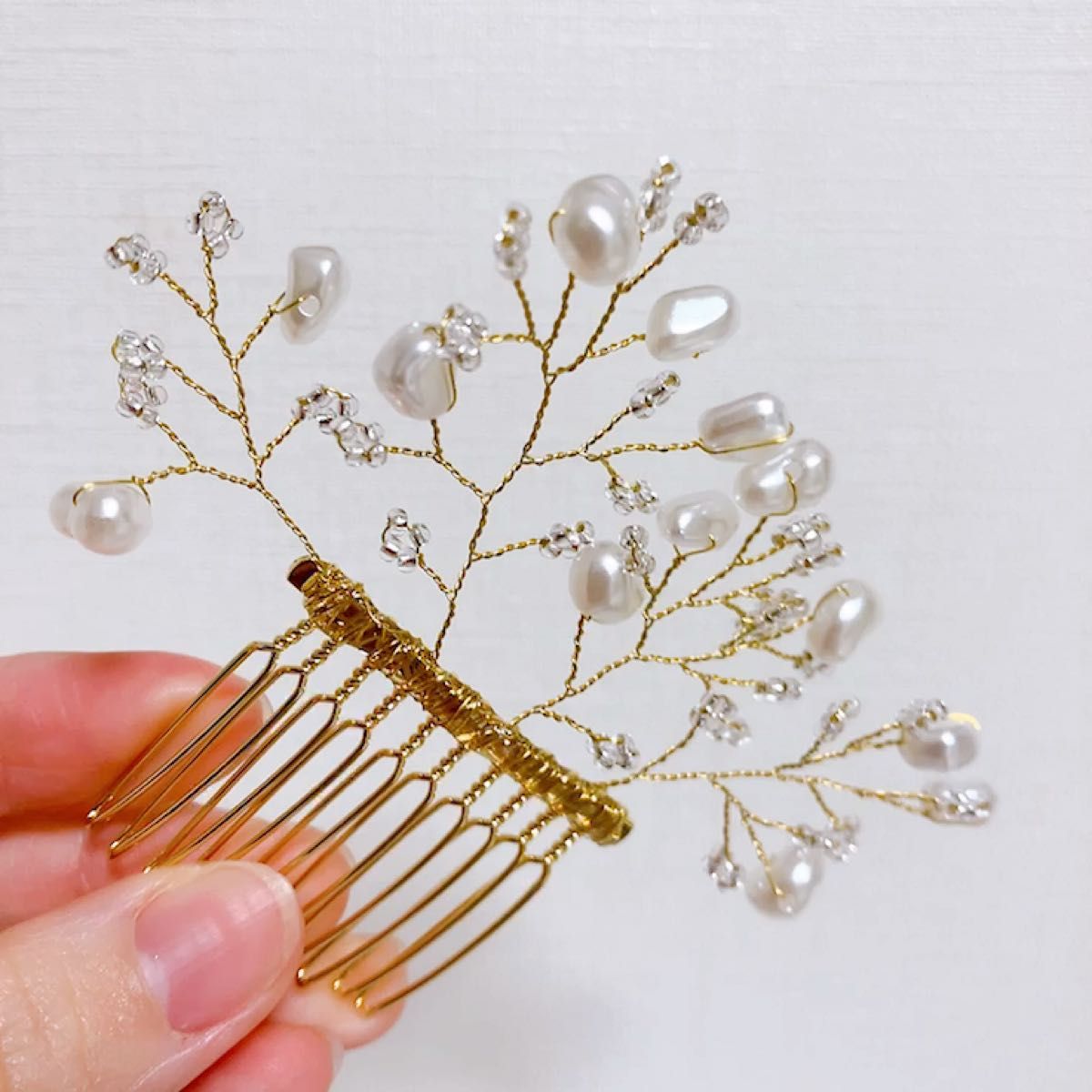 パールと小枝のヘアアクセサリー ハンドメイド セレモニーアイテム 入園式 入学式