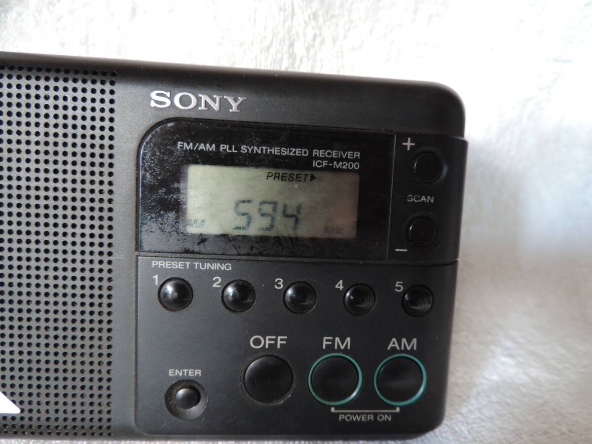 SONY ICF-M200 ヴィンテージ トランジスタラジオ・受信可・音OK・中身のガタガタ音有り_画像2