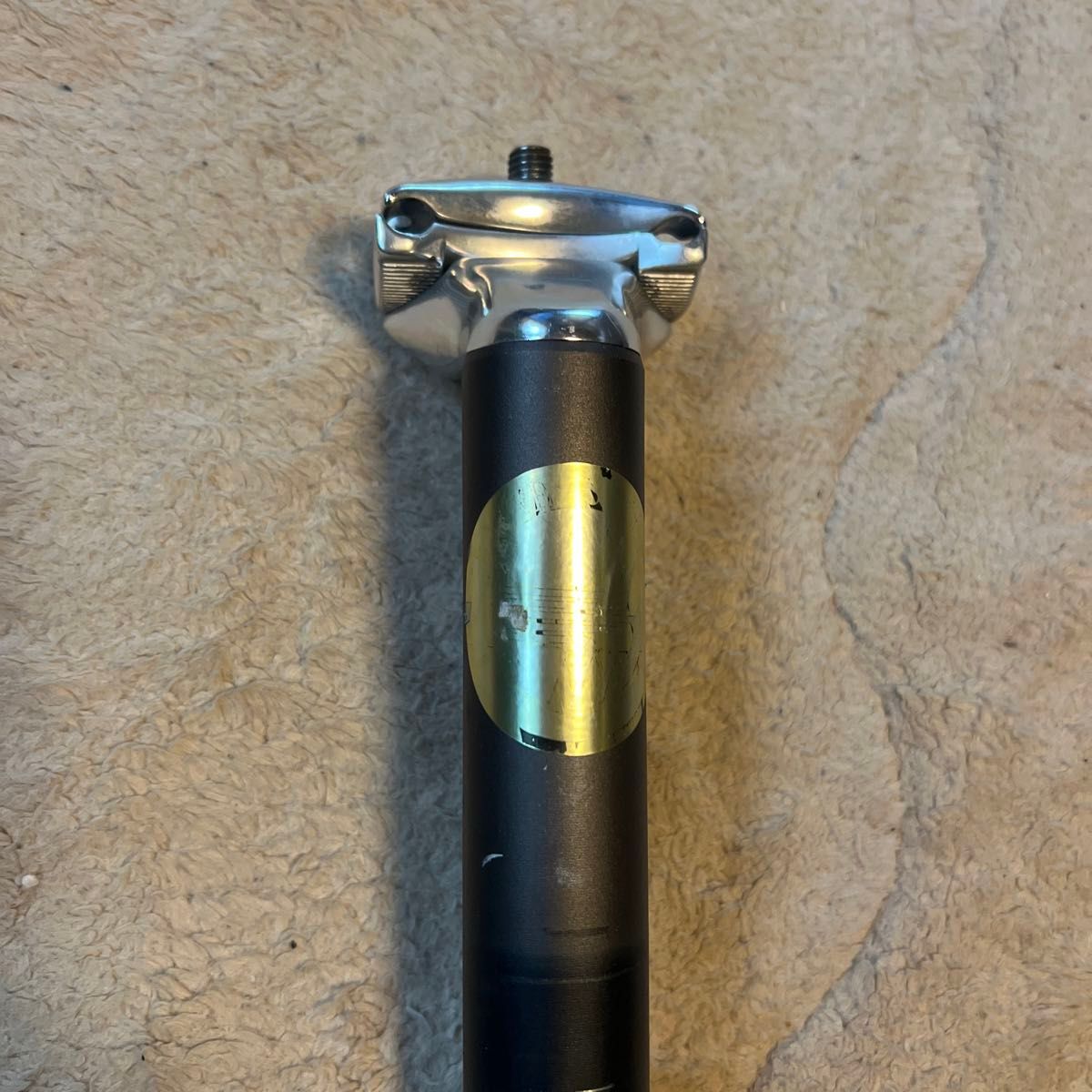 ★KALLOY シートポスト Φ27.2mm 長さ320mm アルミ製★自転車 MTB ATB ロード クロスバイク ミニベロ 希少★観賞用バイクから取外し ★KALLOY シートポスト Φ27.2mm 長さ320mm アルミ製★自転車 MTB ATB ロード クロスバイク ミニベロ 希少★観賞用バイクから取外し