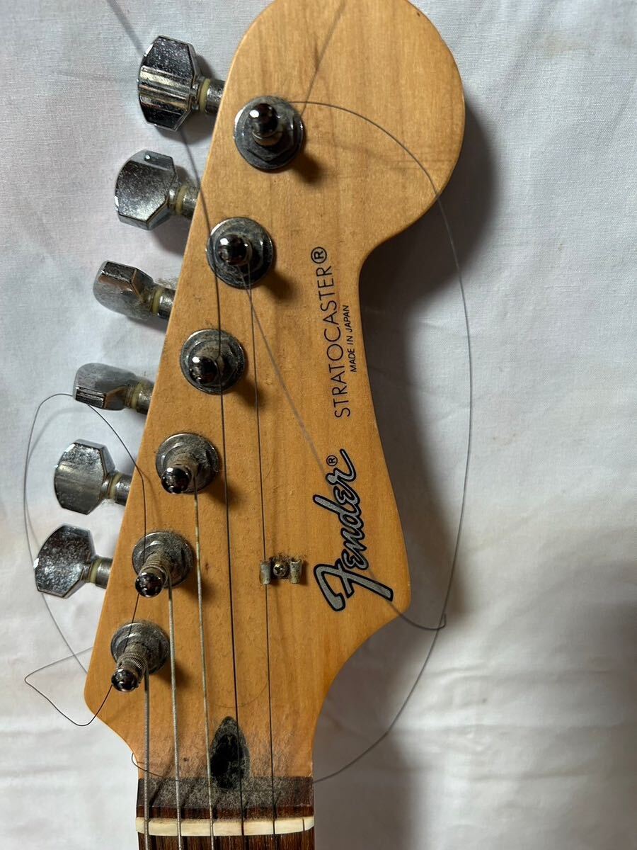 【#sk】Fender PhotoGenic エレキギター STRATOCASTER U012137 フェンダーギター ホワイト レッドの画像2