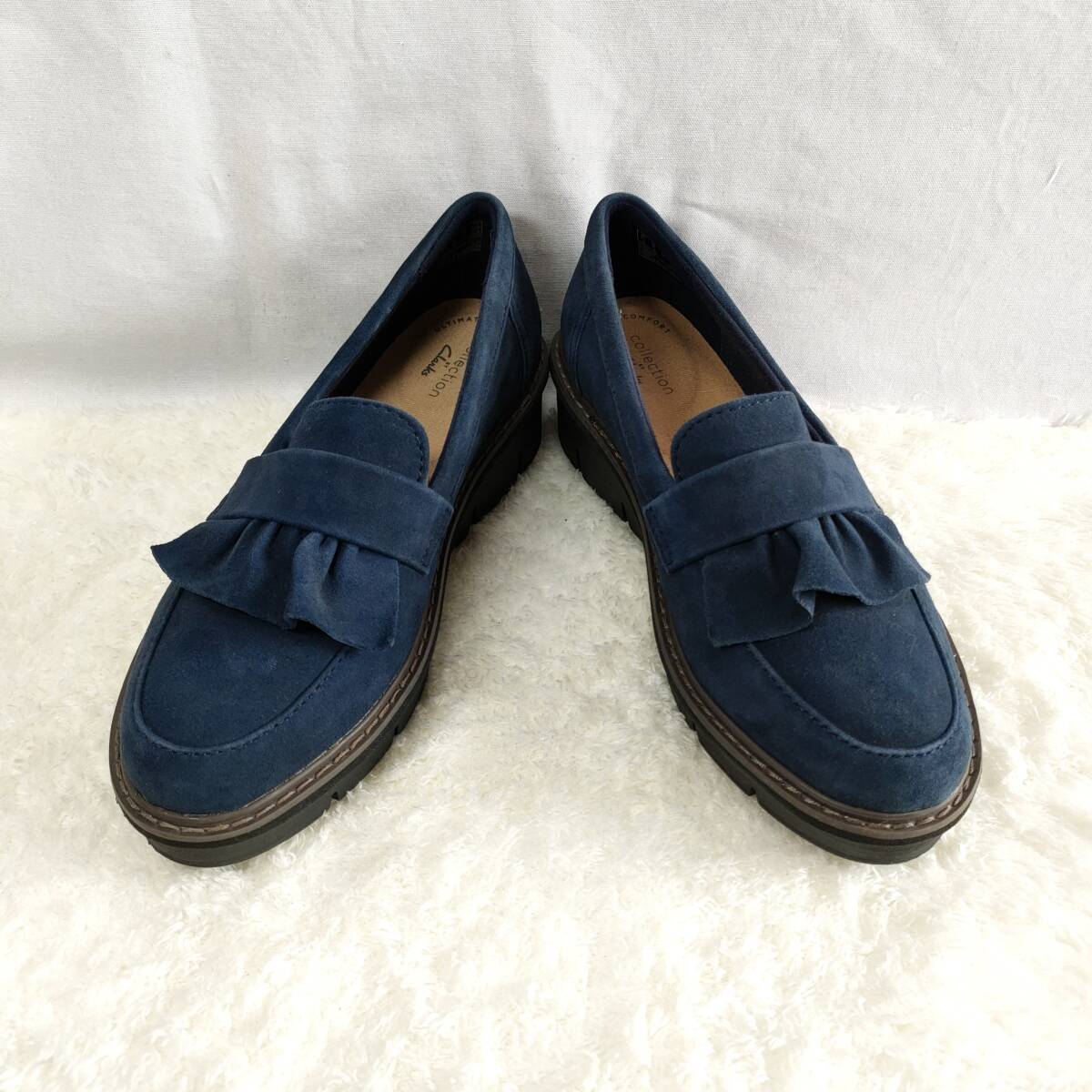 美品★Clarks★22.5cm Sharon Dasher(シャロンダッシャー) 厚底 ローファー クラークス レディース ネイビー スリッポン ローファー M037