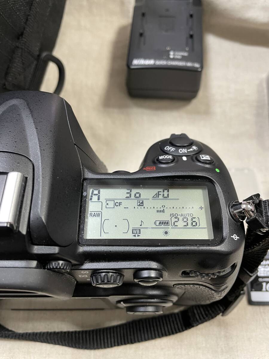Nikon D300s カメラ/バッテリー2個 SDカード 充電器セット/美品の画像4