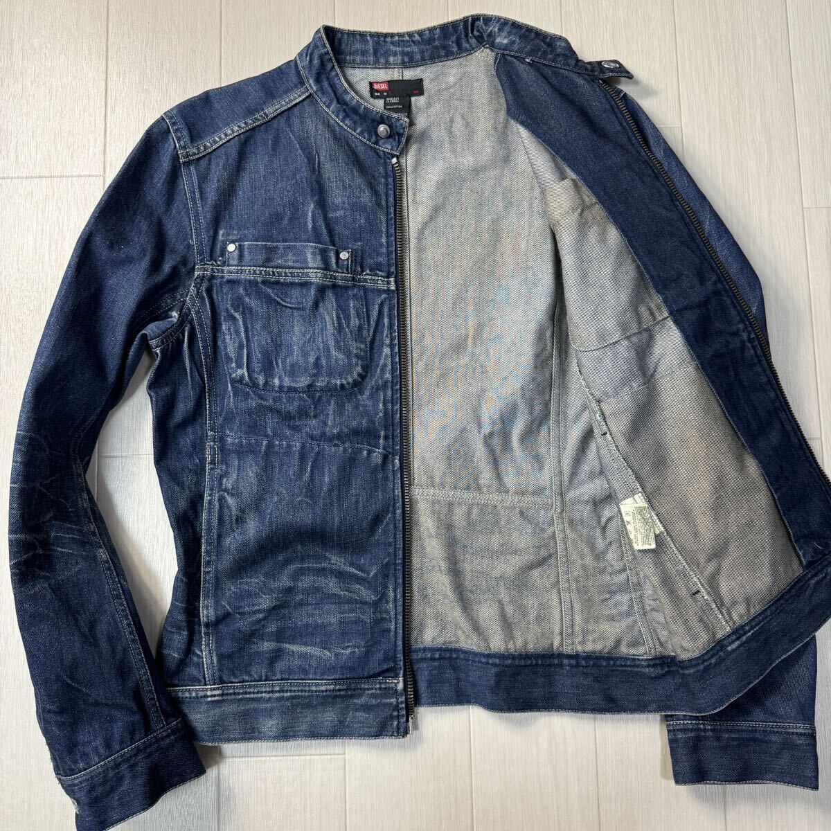 美品/M-L相当★ディーゼル/DIESEL ウォッシュ加工 インディゴデニム シングル ライダース ジャケット 刻印釦 春アウター メンズ 青_画像1