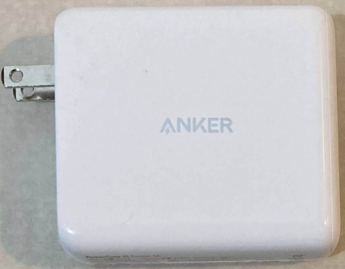 Anker アンカー PowerCore III Fusion 5000 5K コンセント 一体型 モバイルバッテリー USB 充電器 iPhone PD対応 訳あり 訳アリ ジャンク_画像2