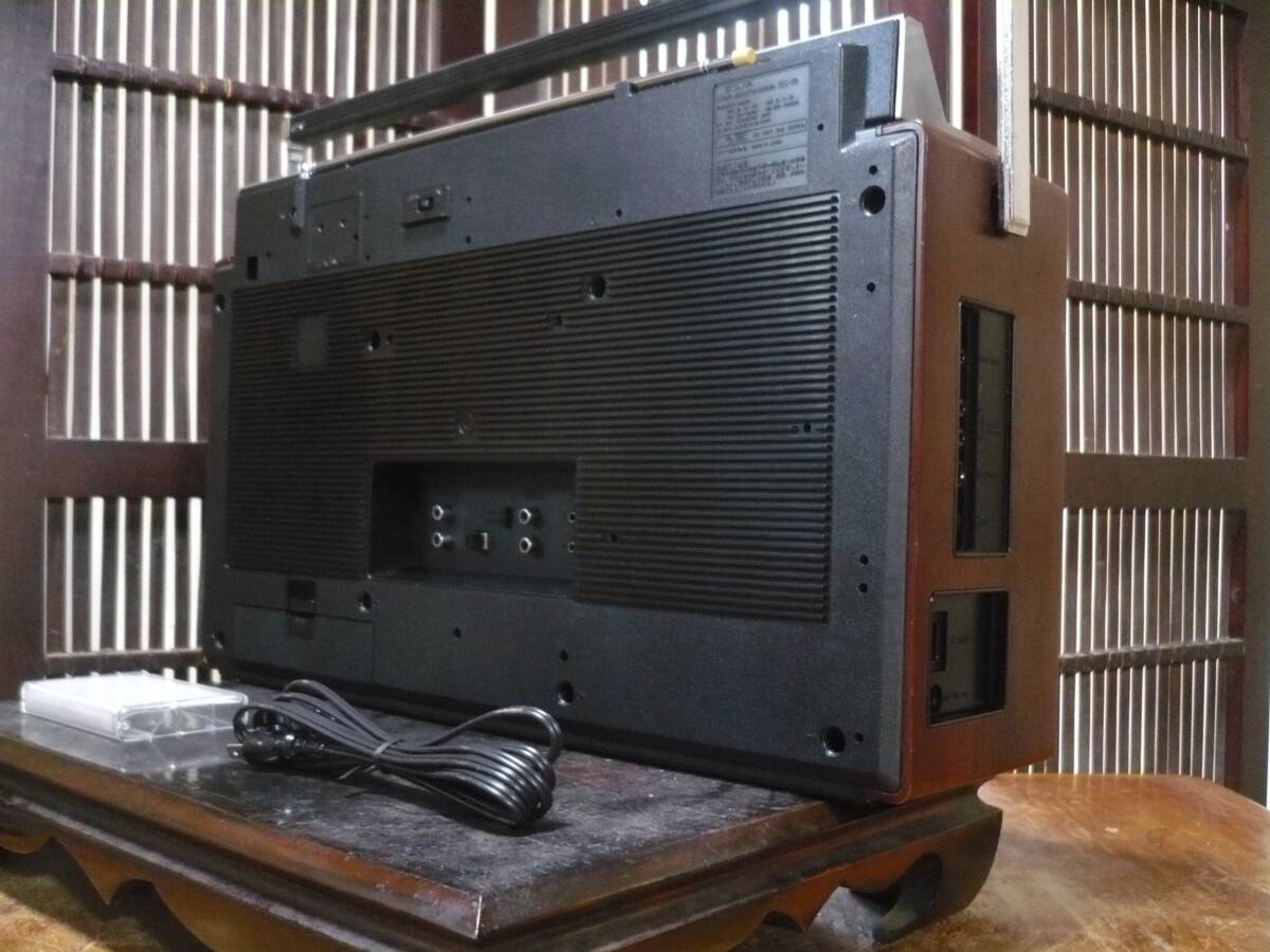 古典ラジカセ SONY CFS-V8 Hi-Fi音質 取り扱い説明書付き ( 1979年製 ￥69.800) 中古動作品 AMS作動品(現状)_画像6