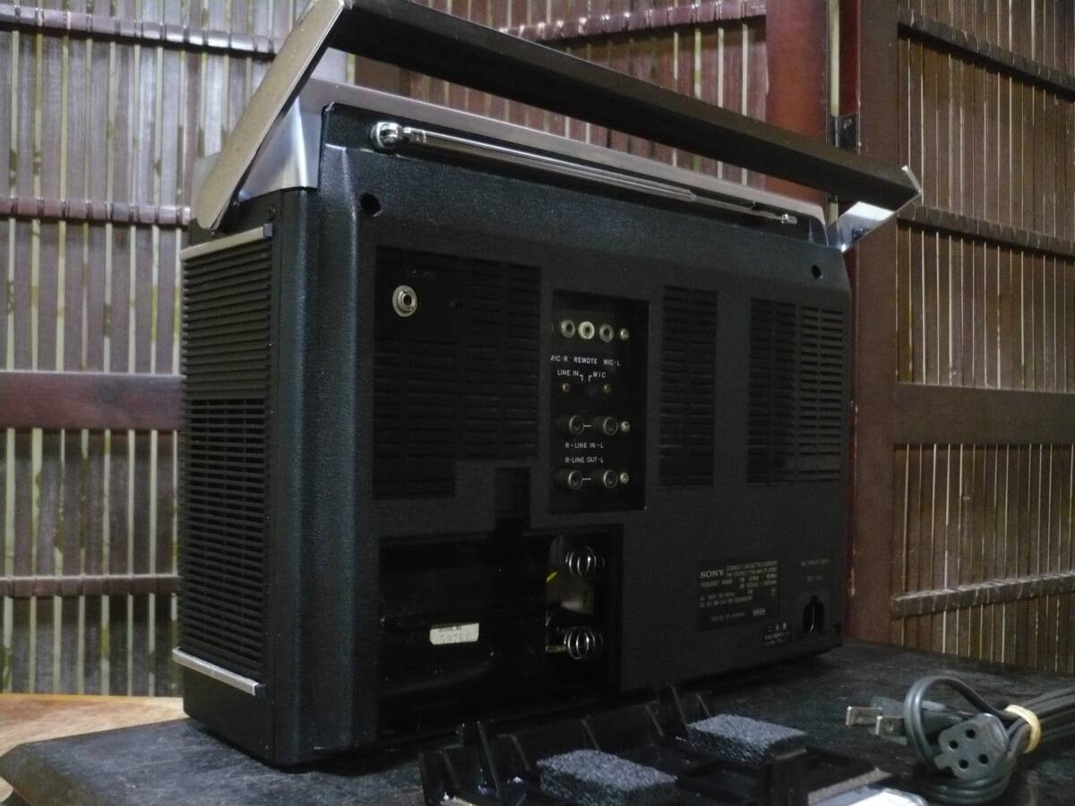 古典ラジカセ SONY CF-2580 Hi-Fi音質 ( 1976年製 ￥54.800) 中古動作品 アンテナ新品の画像4