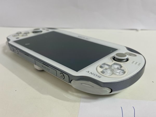 動作確認済　SONY　PS VITA　プレイステーションヴィータ　ホワイト　本体　SAKA10_画像3