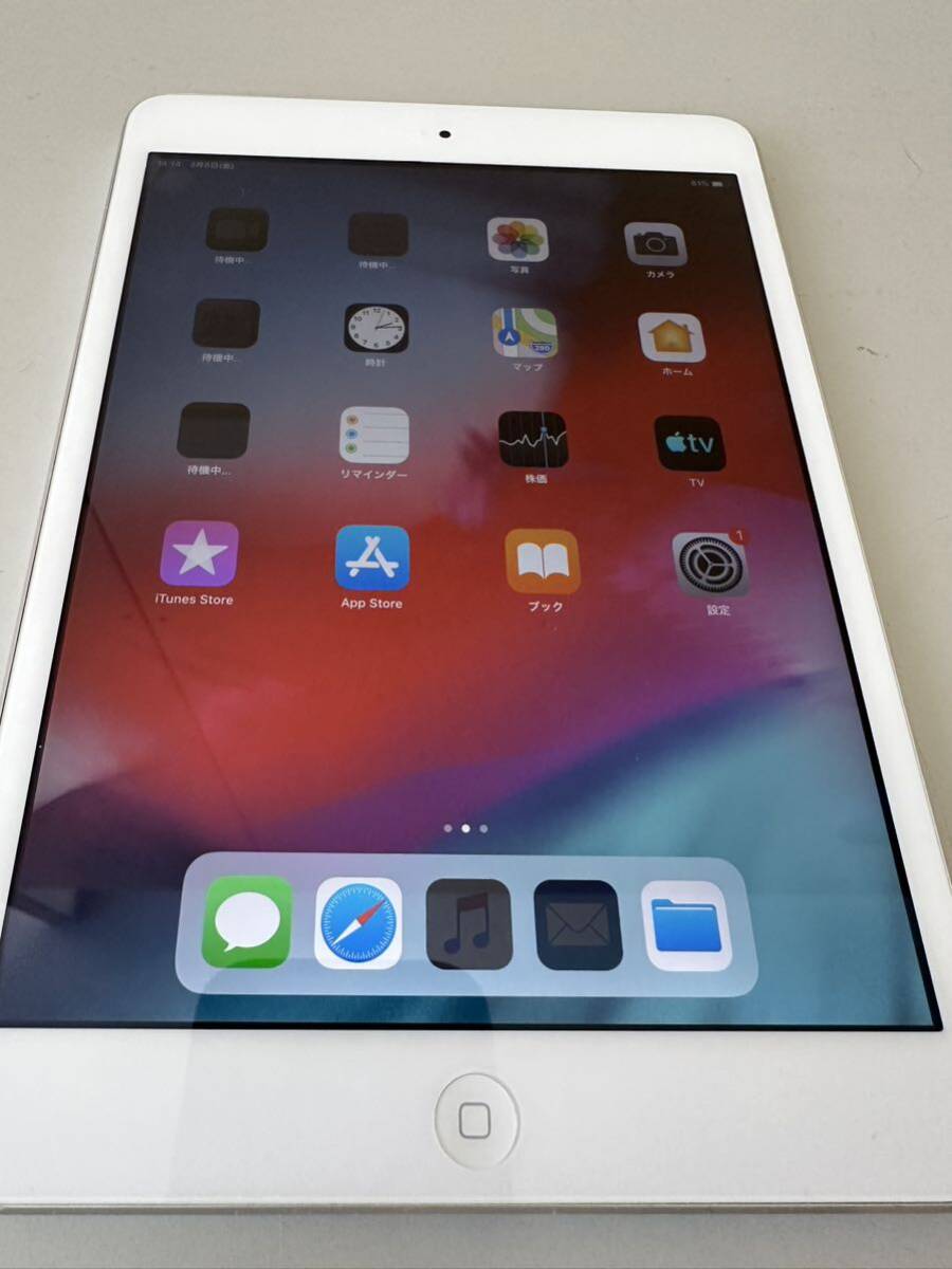 iPad mini 2 Apple シルバー Wi-Fiモデル ME279J/A 16GB 動作確認済 初期化済 本体のみ 中古品【6365】の画像3