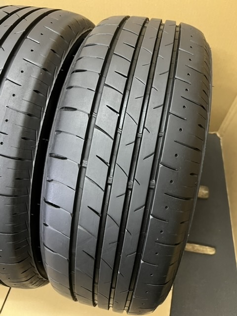 中古タイヤ４本セット　BRIDGESTONE 225/55//17 2021年製(ほぼ新品タイヤ_画像3