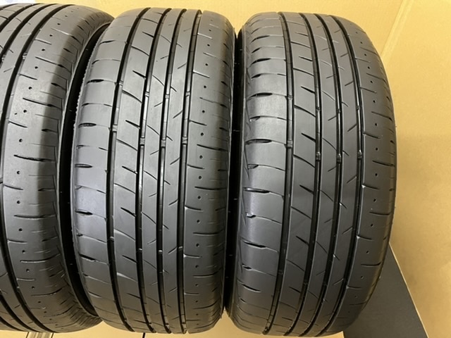 中古タイヤ４本セット　BRIDGESTONE 225/55//17 2021年製(ほぼ新品タイヤ_画像5