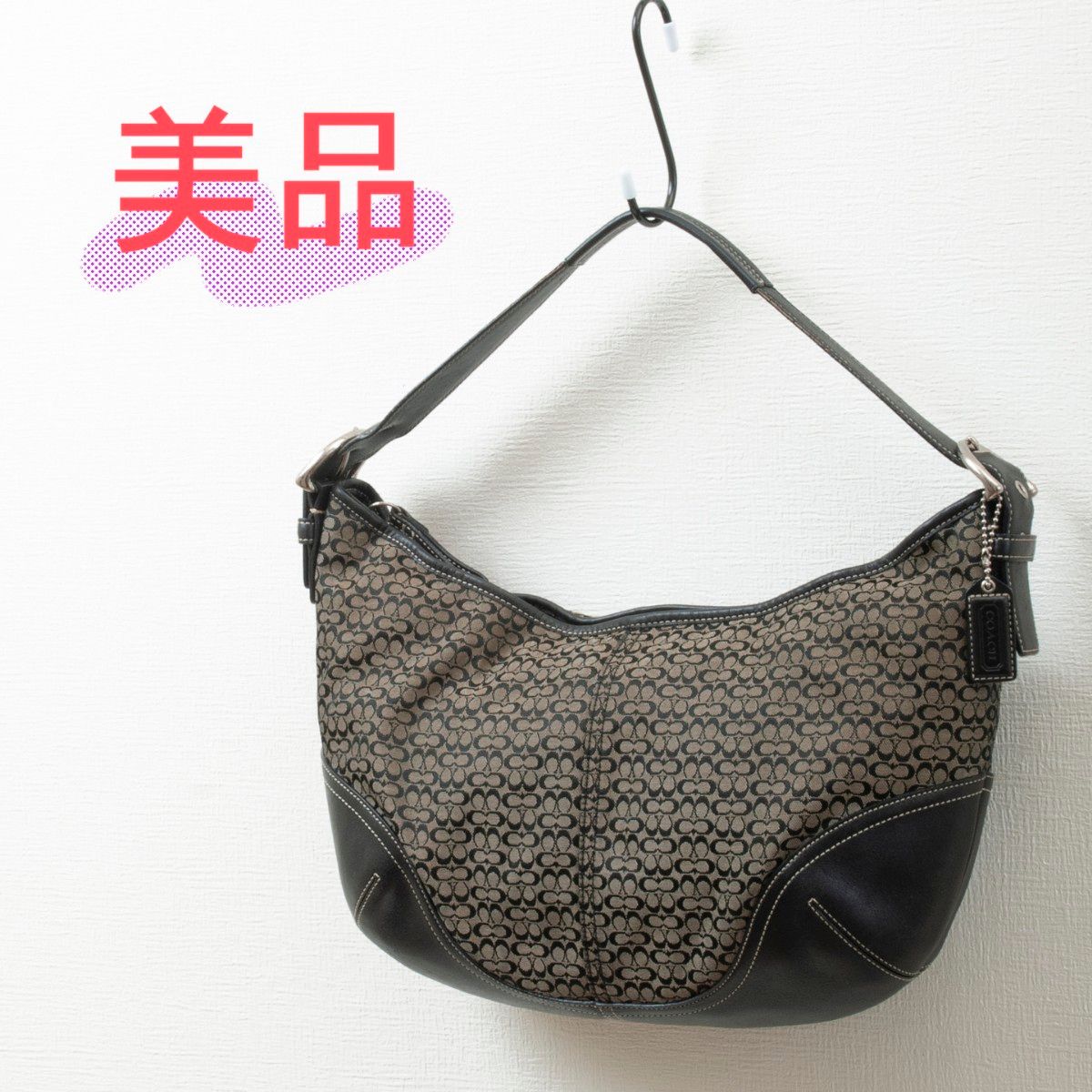 美品】COACH(コーチ)ミニシグネチャー ラージ ホーボー ワン 美品】COACH(コーチ)ミニシグネチャー ラージ ホーボー ワン