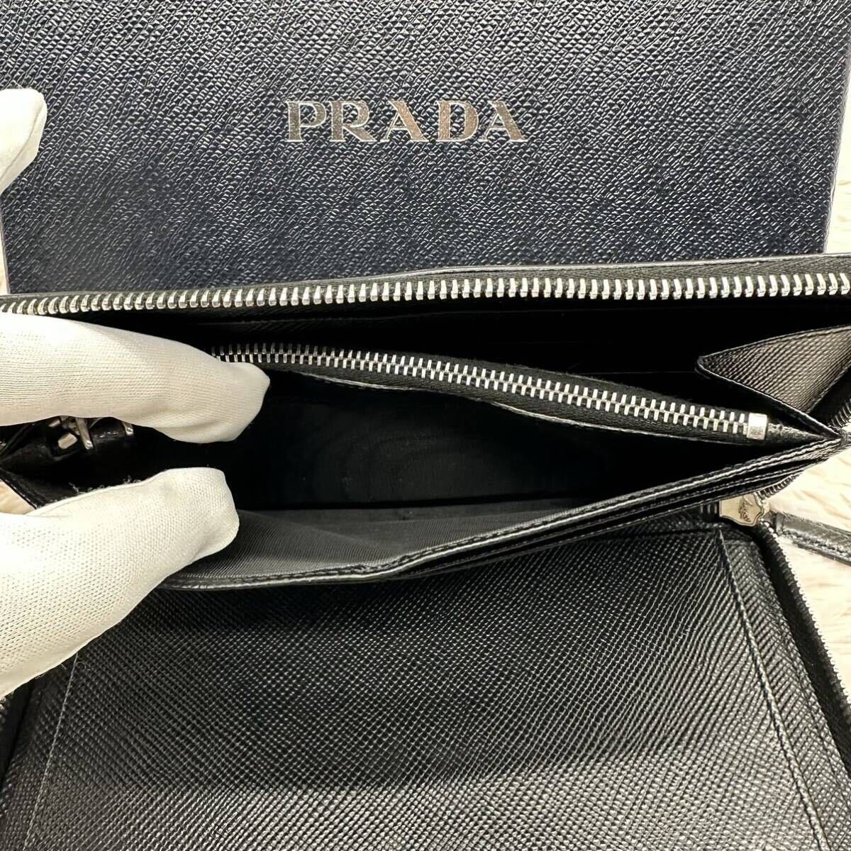 1円　【美品】　プラダ　オーガナイザー　サフィアーノレザー　 2ML188　黒　 PRADA　ブラック　三角ロゴ　三角プレート　鉛筆付き_画像8