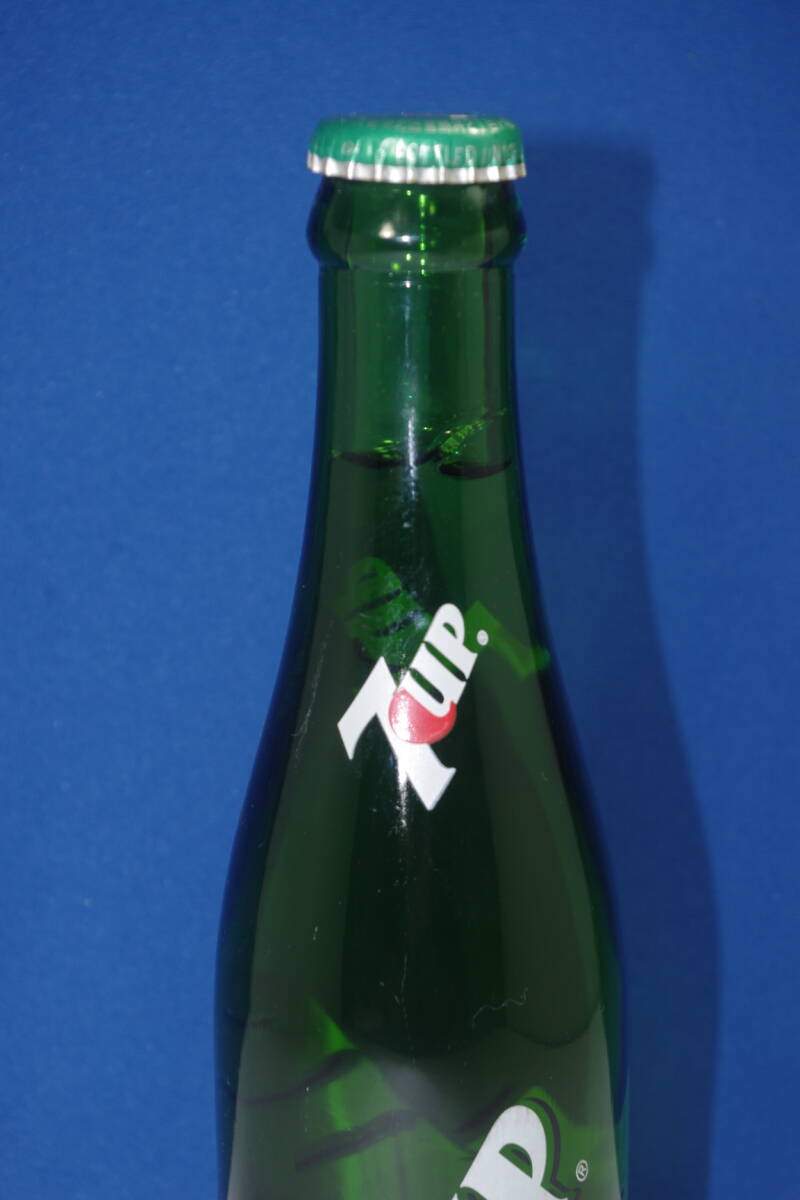 未開栓 7UP セブンアップ瓶・ボトル２０７ｍｌ中身入り 飲料不可 コレクション UP-1_画像4