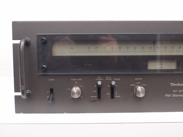 Technics テクニクス ST-9700 FM Stereo Runer FMチューナー現状品 / オーディオ ラジオチューナー_画像2
