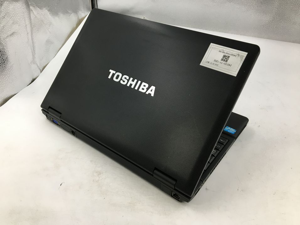 TOSHIBA/ノート/HDD 250GB/第2世代Core i3/メモリ2GB/WEBカメラ無/OS無-240207000785165_天板　M