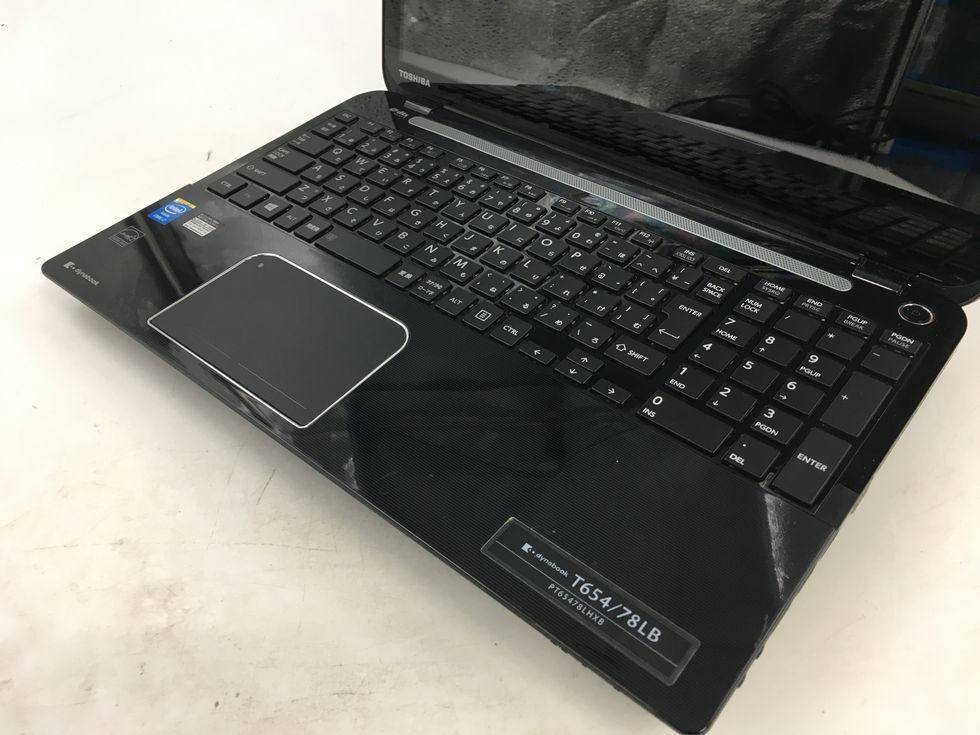 TOSHIBA/ノート/HDD 1000GB/第4世代Core i7/メモリ8GB/WEBカメラ有/OS無-240227000822548_キーボード接写１