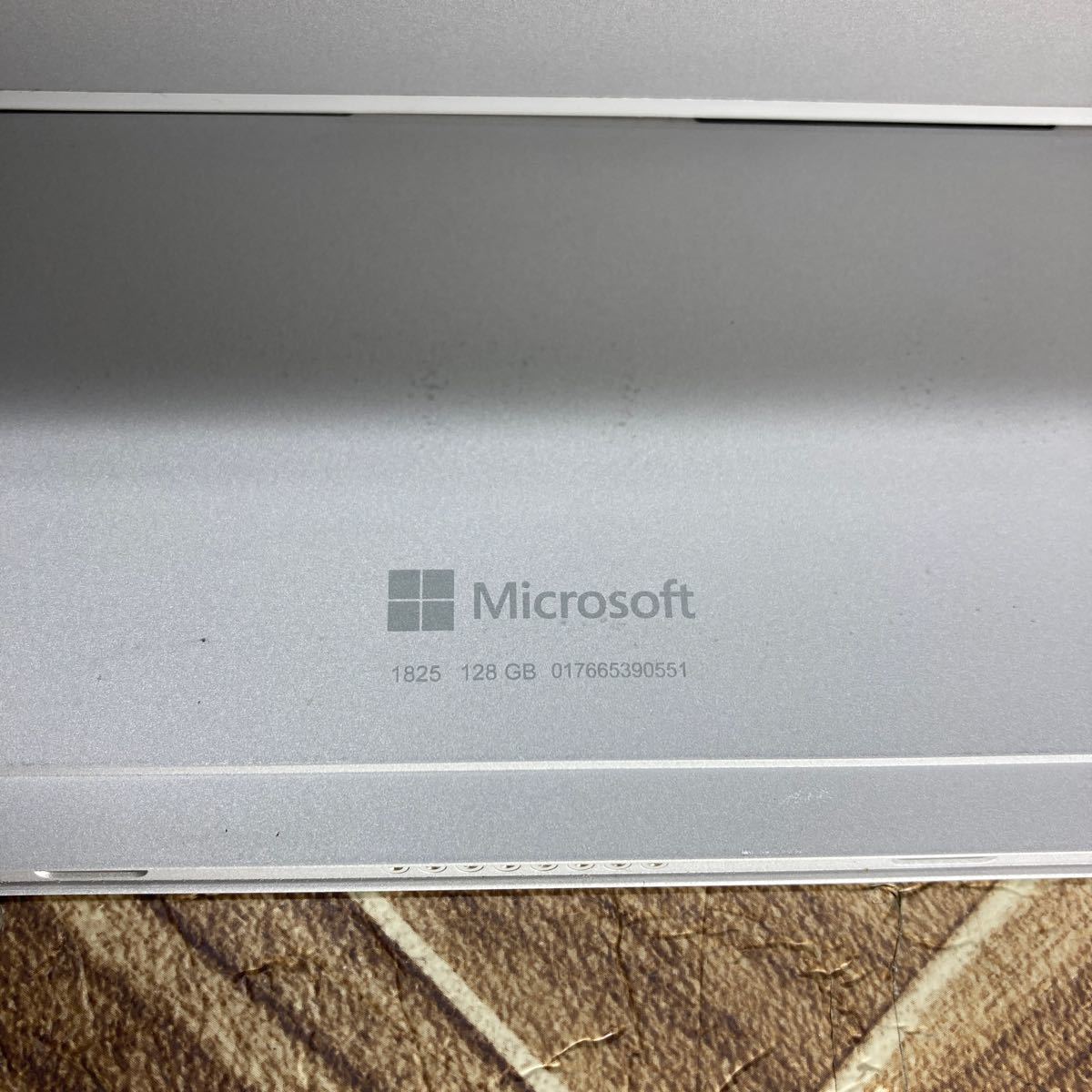 MY2-117 激安 OS Windows11Pro タブレットPC Microsoft Surface Go 1825 Pentium 4415Y メモリ8GB SSD128GB Bluetooth Office 中古_画像6