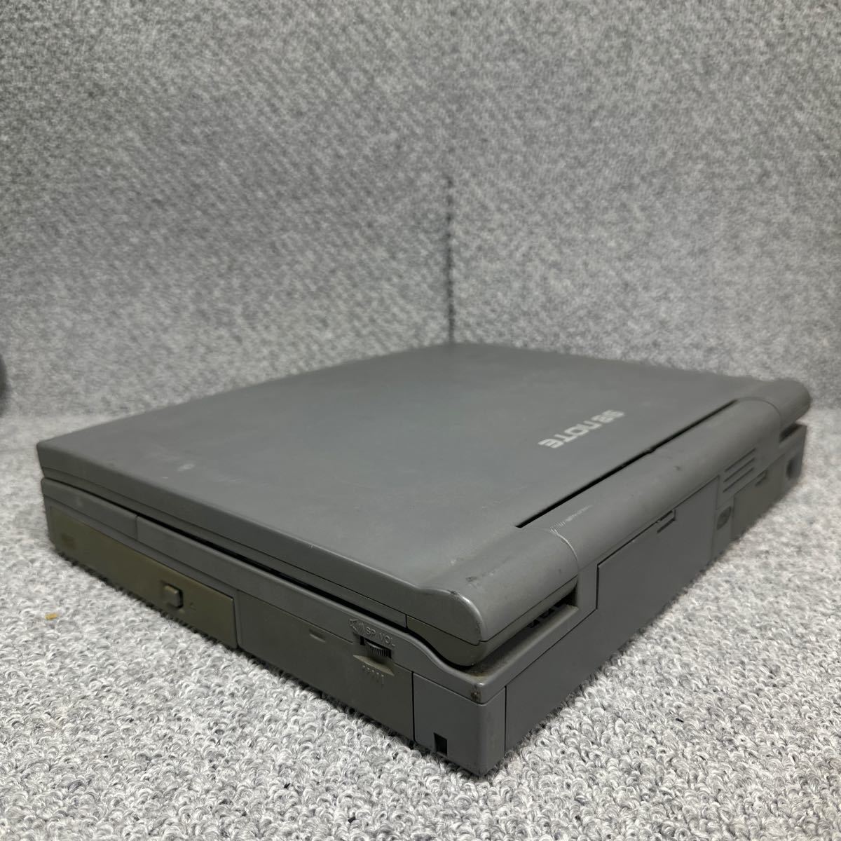 PCN98-1393 激安 PC98 ノートブック NEC PC-9821Na9/H8 通電確認済み ジャンク 同梱可能_画像5