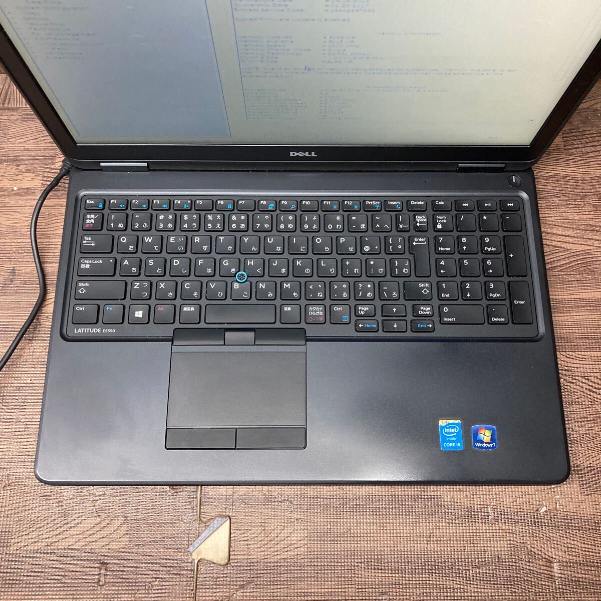 MY3-127 激安 ノートPC DELL Latitude E5550 P37F Core i5 5200U 2.20GHz バッテリー欠品 BIOS立ち上がり確認済み ジャンク_テカリあり