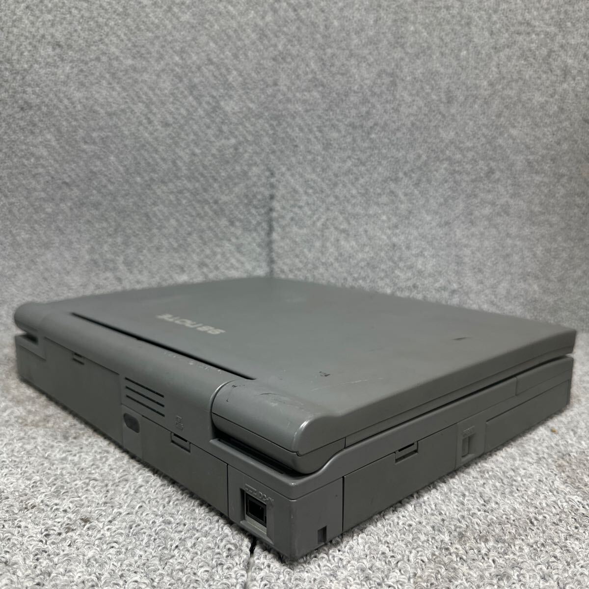 PCN98-1574 激安 PC98 ノートブック NEC PC-9821Na7/HC7 起動ランプ確認済み ジャンク 同梱可能_画像5