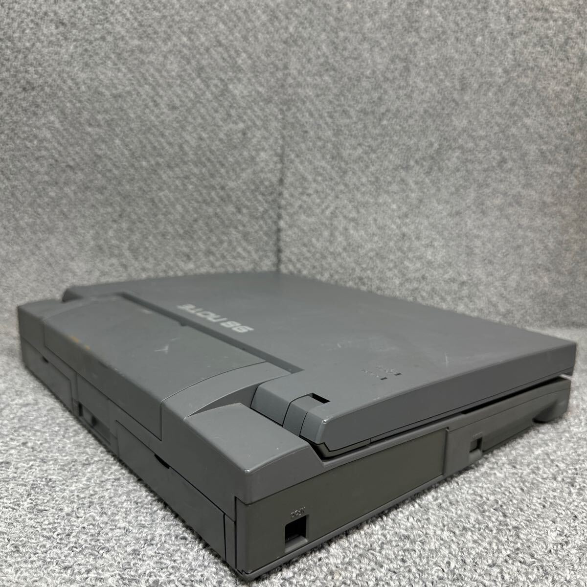 PCN98-1596 激安 PC98 ノートブック NEC PC-9821Ne 起動確認済み ジャンク 同梱可能_画像6