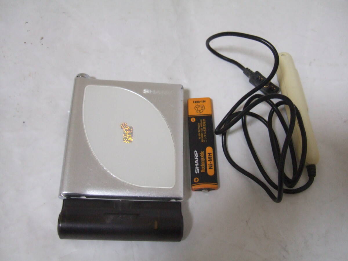 SHARP MD-DP700-W 1bit Portable Mini Disc Player シャープ Auvi ポータブル MDプレーヤー_画像1