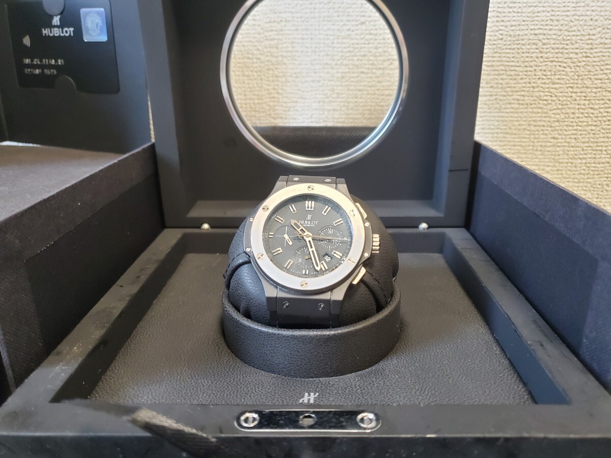 美品/保付【定価￥1,958,000】HUBLOT　ウブロ　301.CK.1140.RX ビッグバン エボリューション アイスバン 　ベルト３本付_画像2