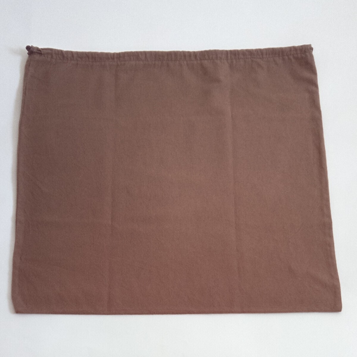 〔セリーヌ〕56×53cm 保存袋 巾着袋 布袋 CELINE 正規品 ブラウン系 （0055)の画像2