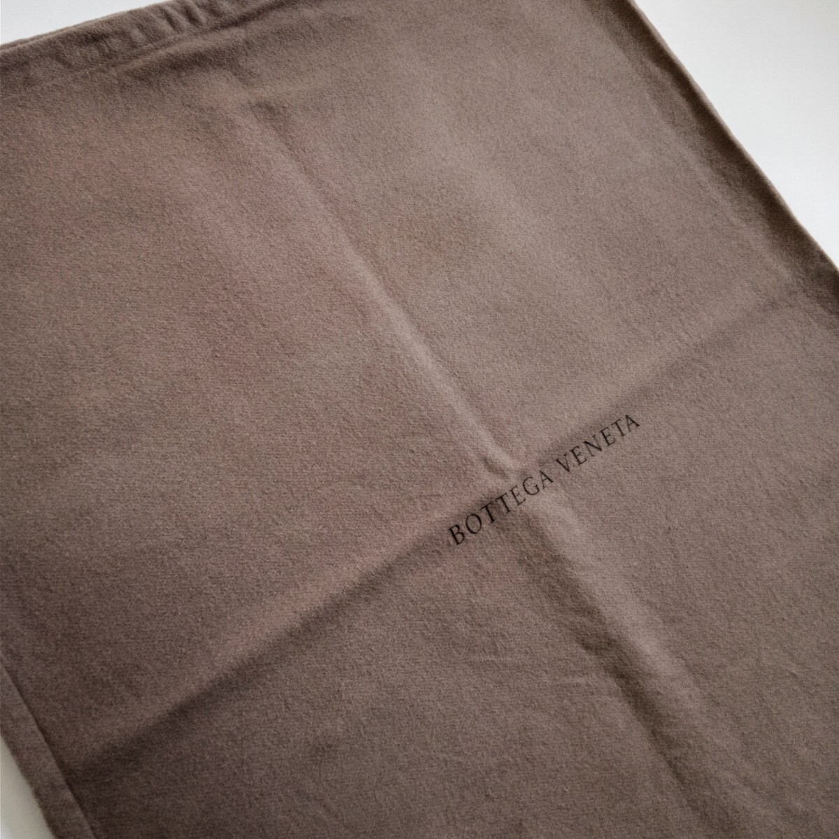 〔ボッテガヴェネタ〕54×67cm 保存袋 巾着袋 布袋 保管袋 BOTTEGA VENETA 正規品 大きめ 特大 （0066)の画像3