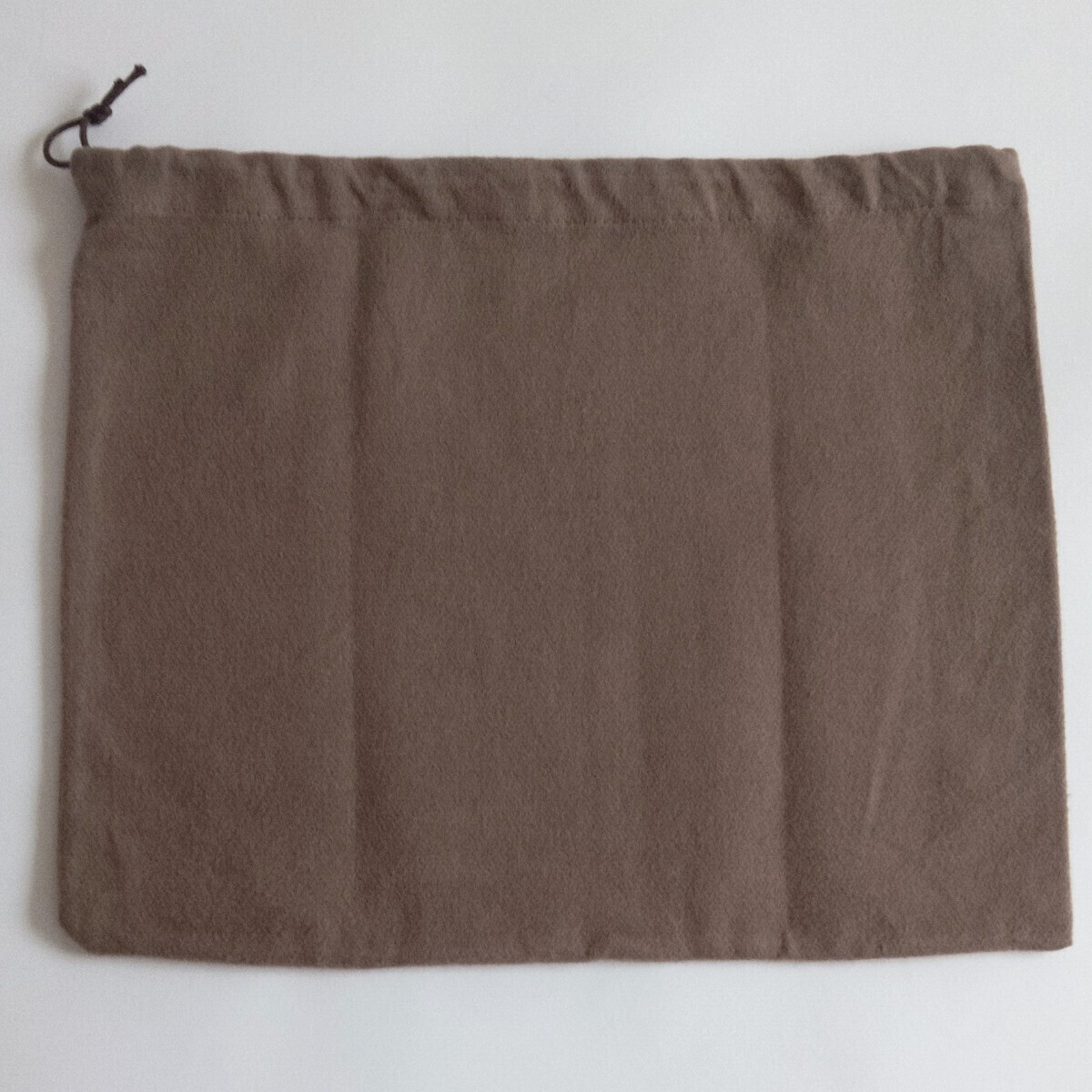 〔ボッテガ ヴェネタ〕34×29cm 保存袋 巾着袋 布袋 BOTTEGA VENETA 正規品 （0069)の画像3