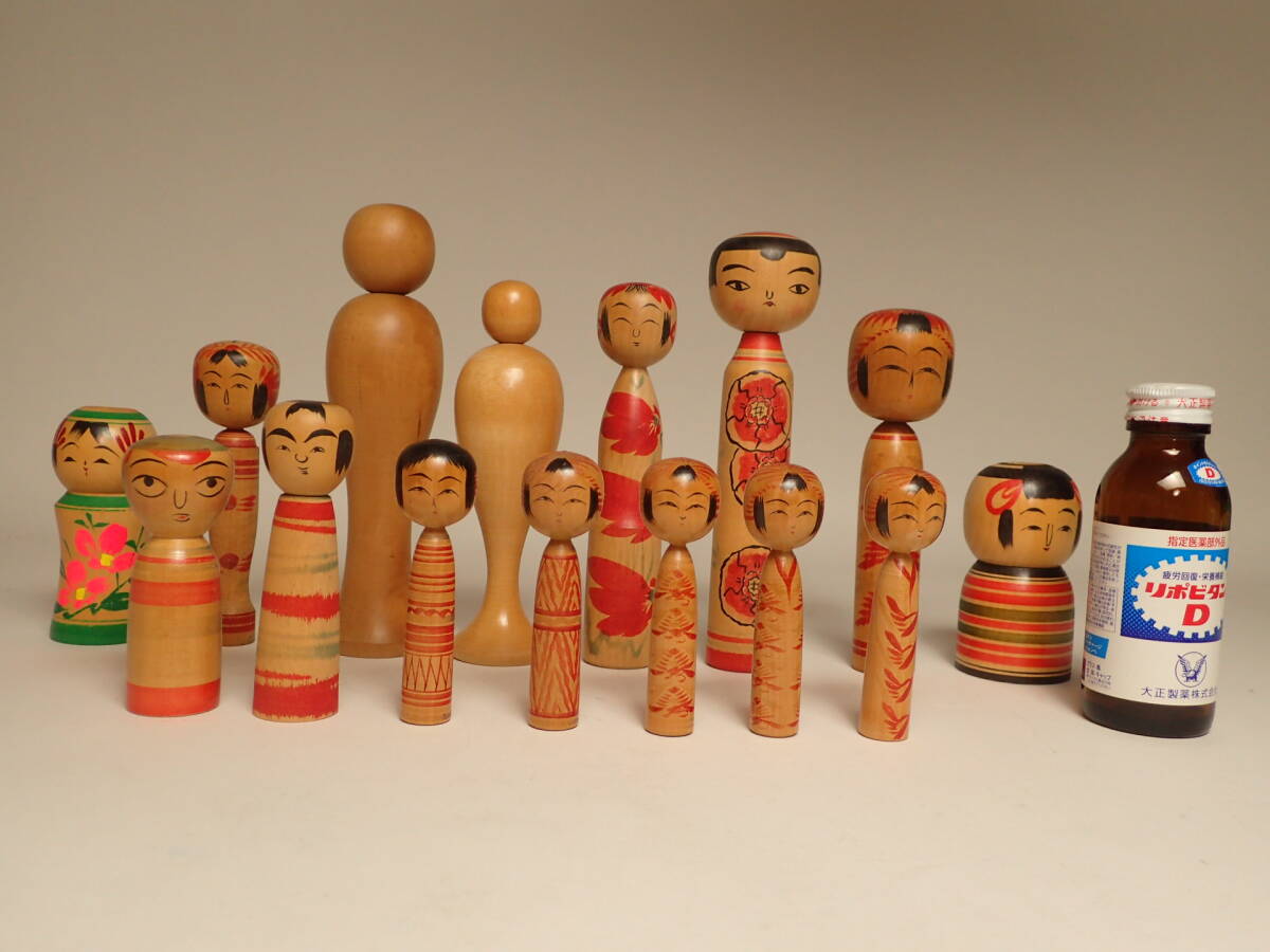 B-503 C-7 伝統工芸 こけし 民芸 郷土玩具 日本人形 天然木 木工芸 伝統こけし 9.0cm～18.0cm_画像2