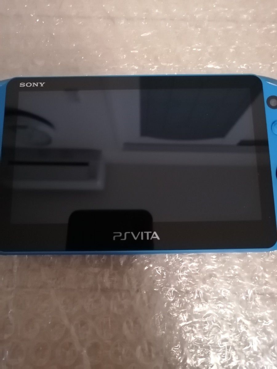 美品　PlayStationVita（PCH-2000シリーズ） Wi-Fiモデル アクア・ブルー PCH-2000 ZA23