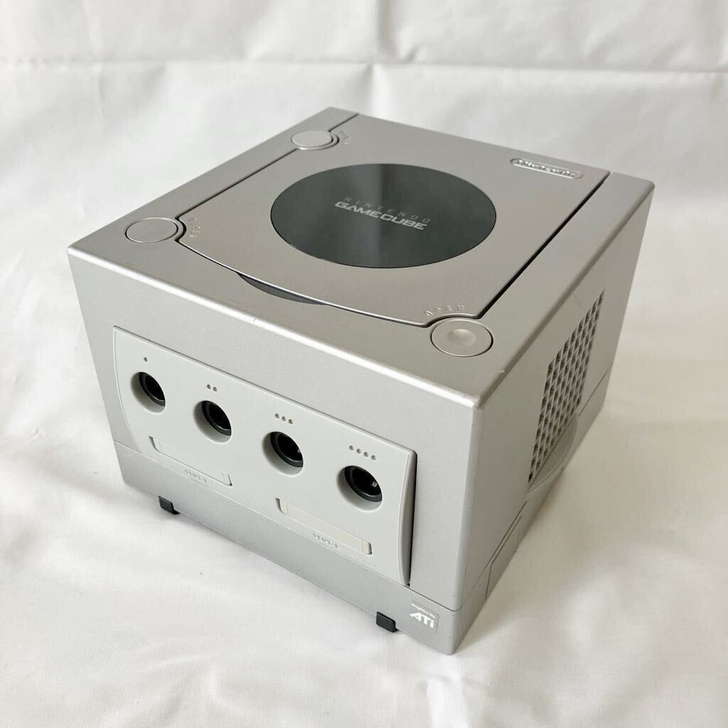 任天堂 ゲームキューブ 本体のみ シルバー Nintendo ニンテンドー GAME CUBE GC レトロ_画像1