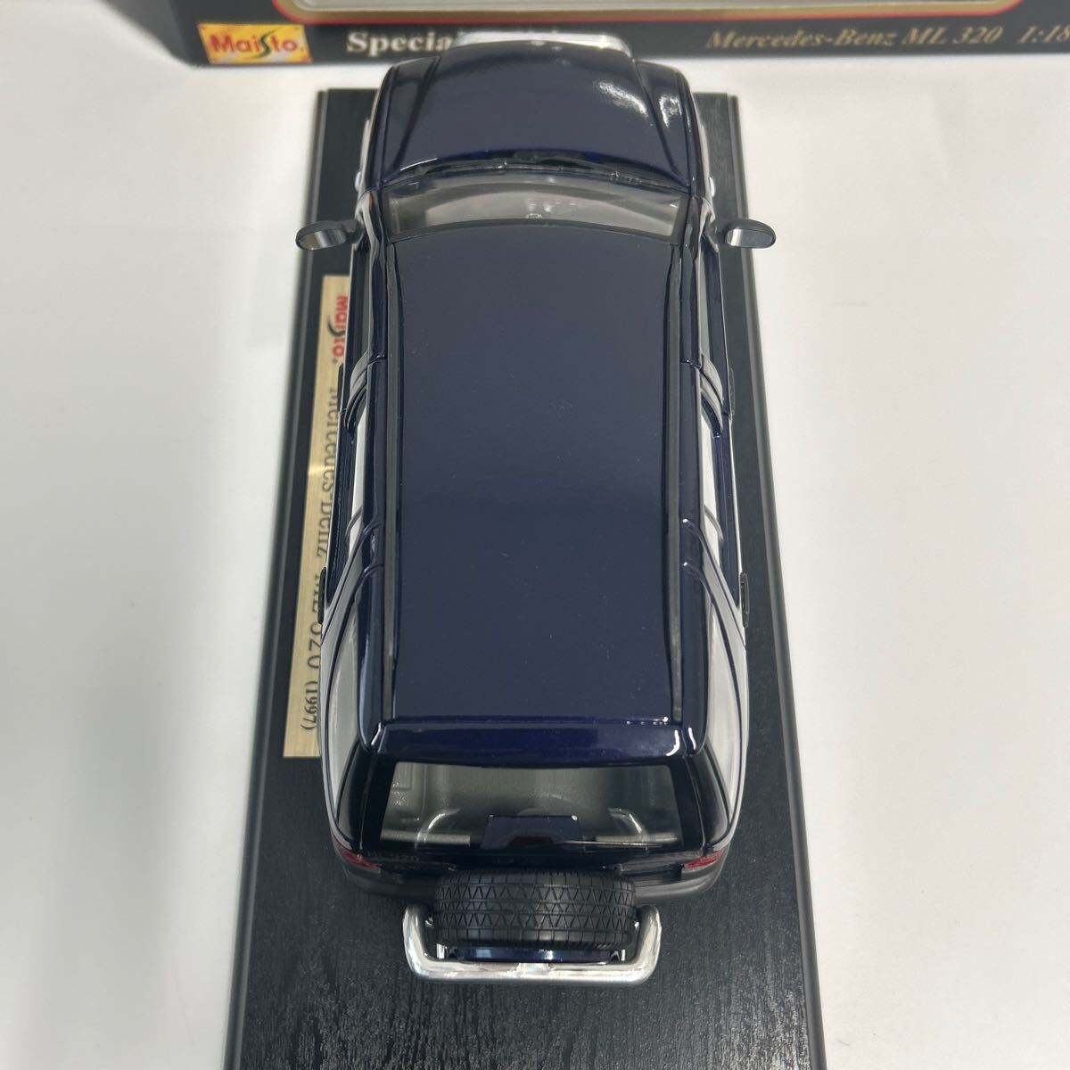 Maisto Special Edition 1/18 Mercedes Benz ML320 Maisto Mercedes Benz first generation ML Class W163 minicar model car 