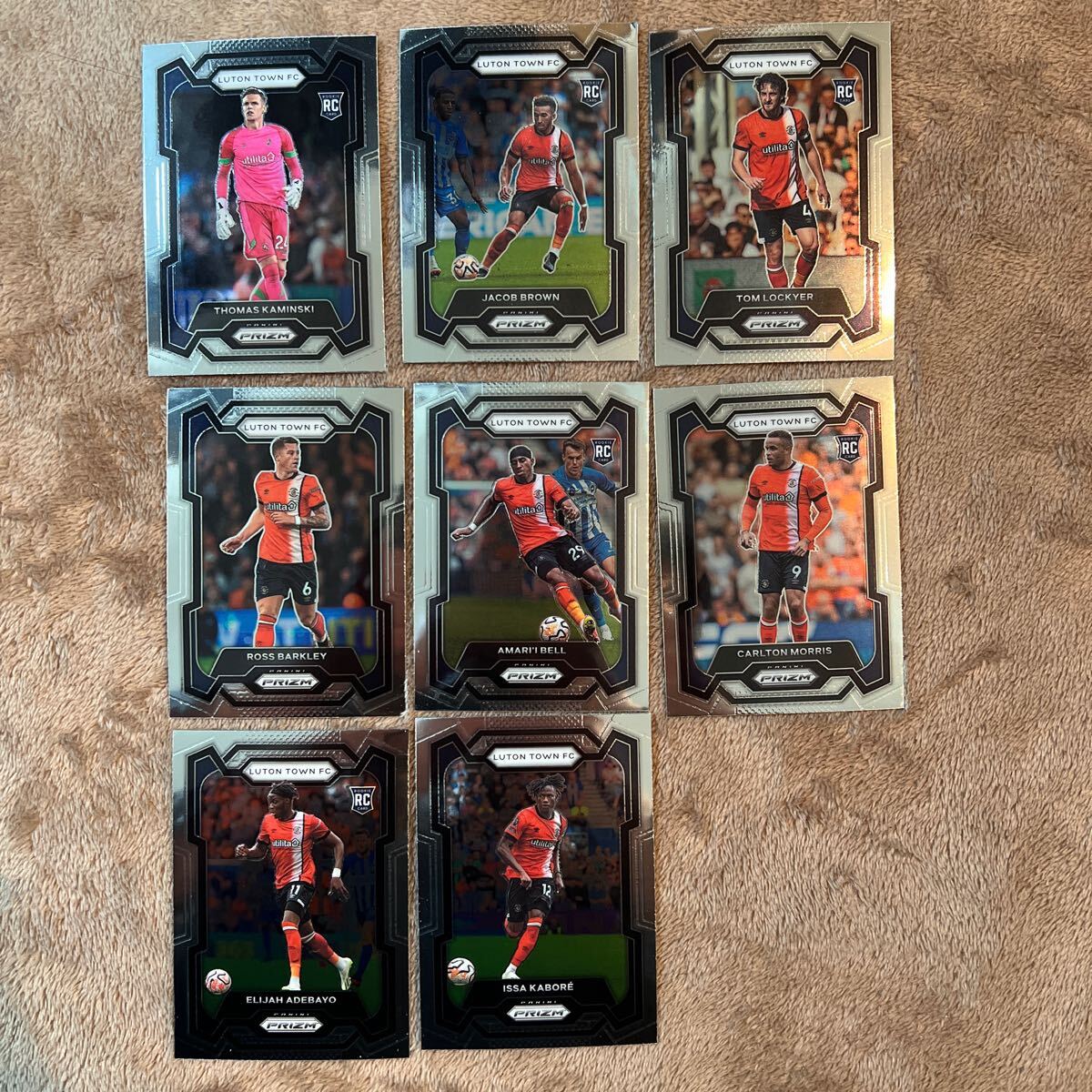 2023-24 PANINI PRIZM premier league EPL - ベースカードセット 8枚 Luton Town FC - Jacob Brown Carlton Morris RC あり　ルーキー_画像1