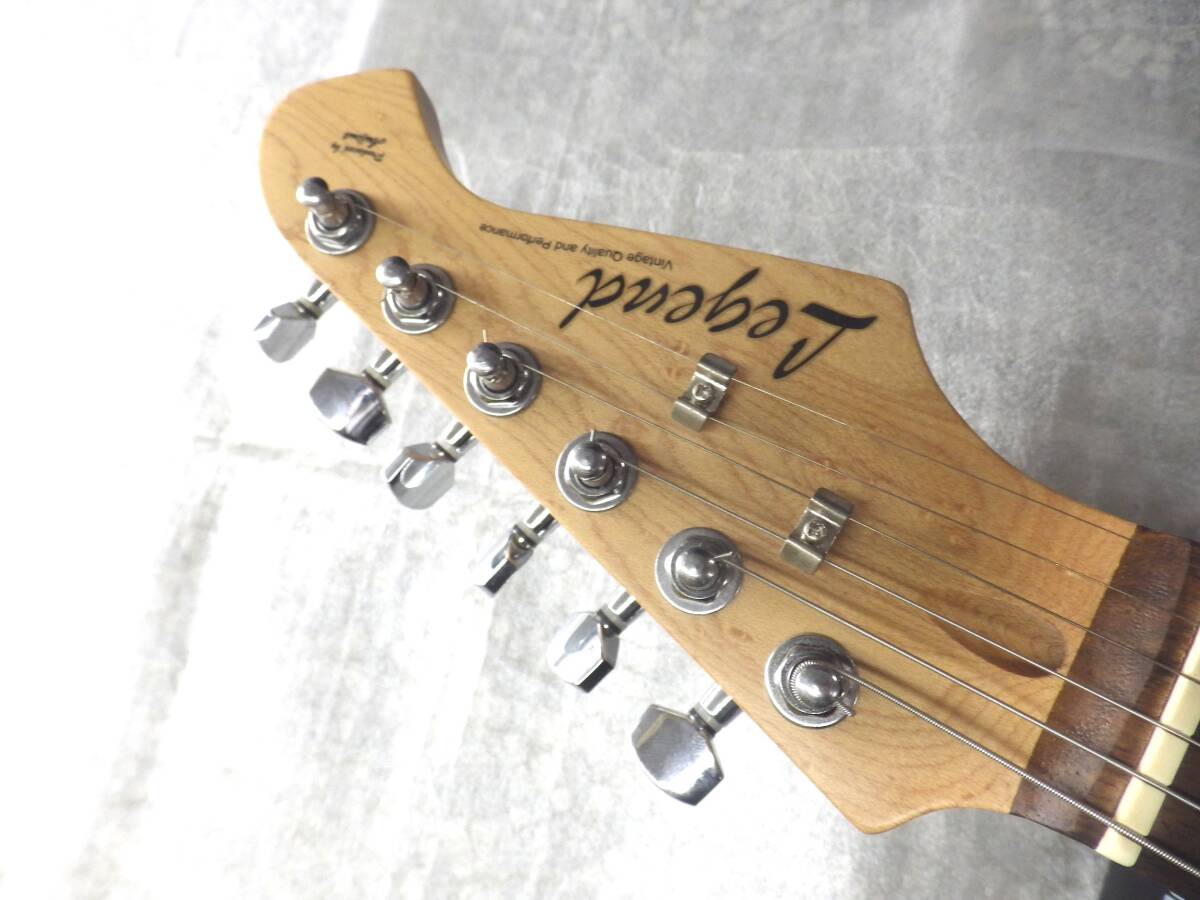 中古美品 Legend レジェンド エレキギター ストラトタイプ ギグケース・新品ケーブル ギターアンプ チューナー ピック付の画像3